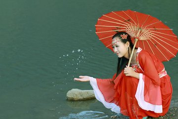 梦中的艳遇场景完整版本